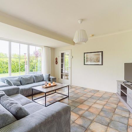 Comfort Villa For 8 People Zeewolde Exteriör bild